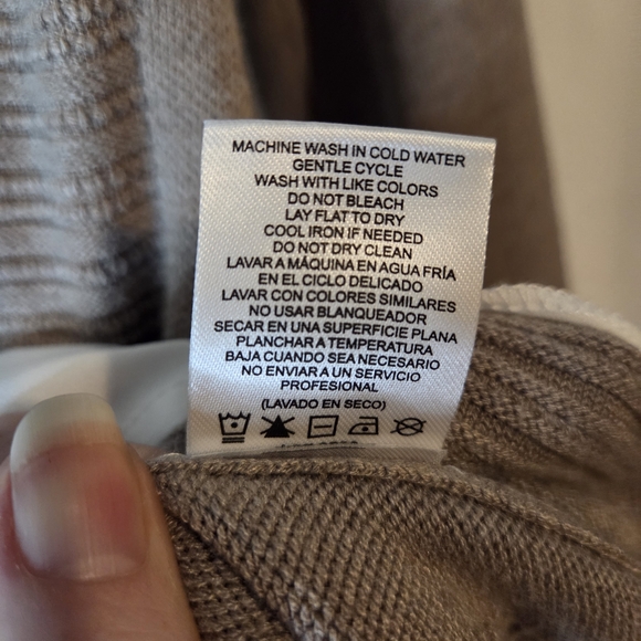 Hilary Radley Women's Taupe V-Neck Sweater Size XL - Picture 7 of 11